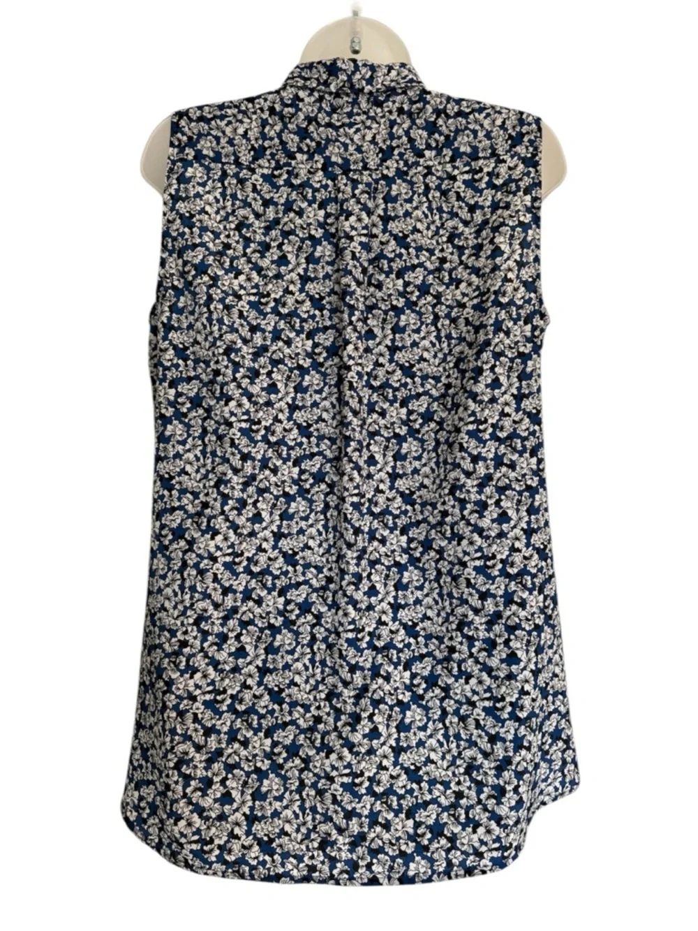 J. Crew Navy and White Sleeveless Floral Button-Down Shirt Size 8